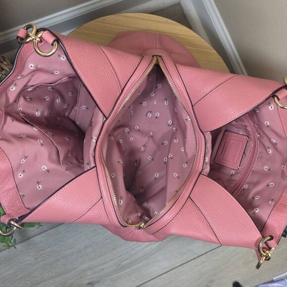 Coach Lexy Shoulder Bag - Picture 11 of 12